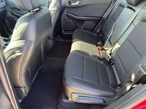 New 2025 Ford Escape SE image 9
