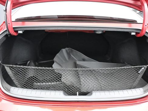 Used 2024 Hyundai Elantra Limited FWD image 37