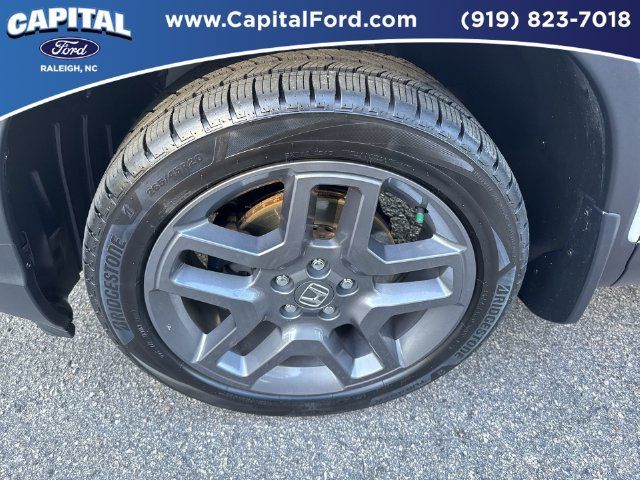 Used 2023 Honda Passport EX-L image 13