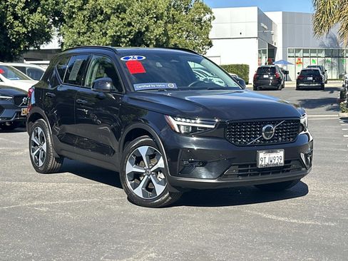 Certified 2025 Volvo XC40 B5 Plus w/ Protection Package Premier image 1