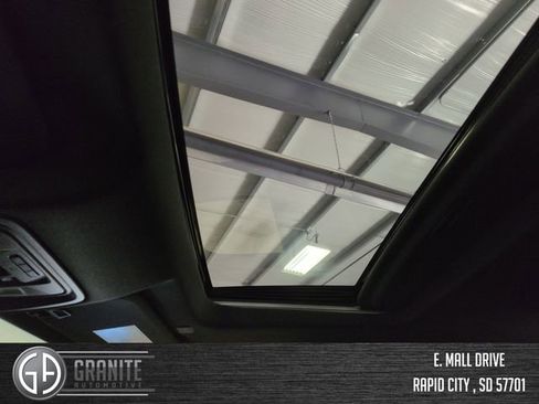 Used 2021 GMC Sierra 2500 AT4 w/ AT4 Premium Plus Package AWD/4WD image 21