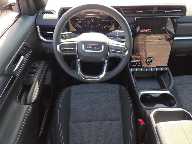New 2027 GMC Terrain Elevation w/ LPO, Floor Liner Package FWD image 22