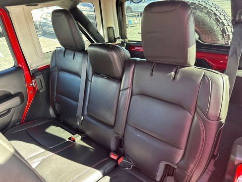 Used 2021 Jeep Wrangler Unlimited Rubicon image 13