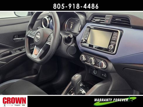 Used 2023 Nissan Versa SV image 15