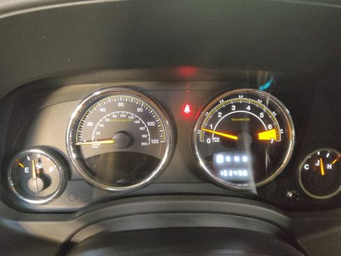 Used 2017 Jeep Compass High Altitude image 23