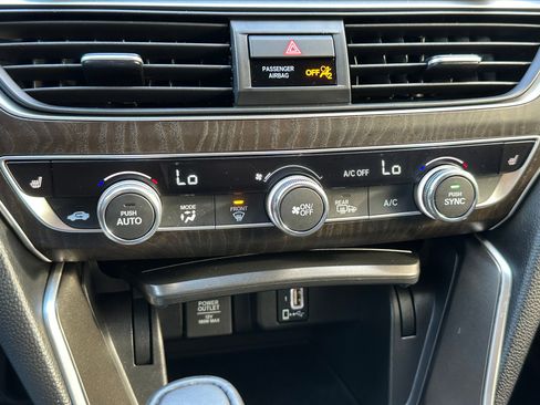 Used 2019 Honda Accord EX-L image 27