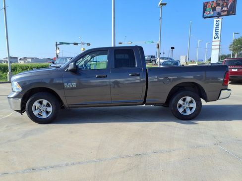 Used 2024 RAM 1500 Classic SLT AWD/4WD image 4