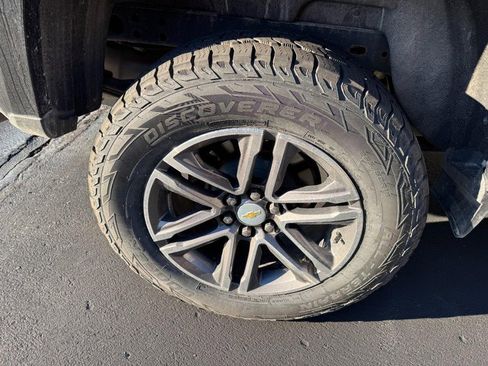 Used 2019 Chevrolet Colorado W/T w/ WT Convenience Package image 5