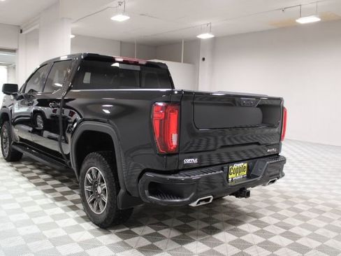 Used 2024 GMC Sierra 1500 AT4 w/ Technology Package image 6
