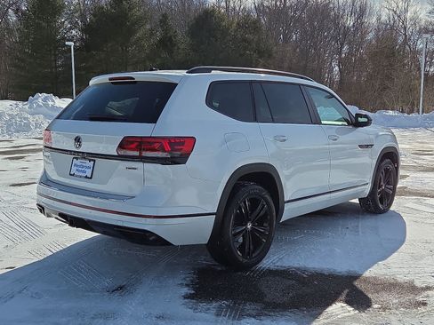 Used 2022 Volkswagen Atlas SEL R-Line image 5