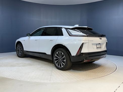 New 2026 Cadillac Lyriq Sport image 3