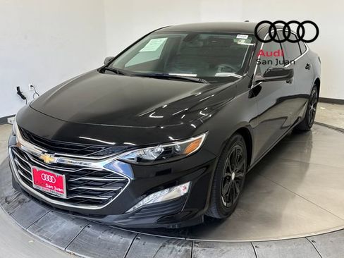 Used 2019 Chevrolet Malibu LT image 3