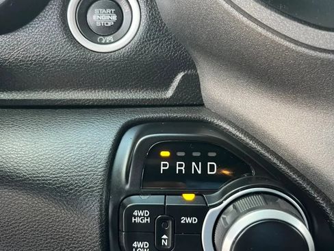Used 2022 RAM 2500 Tradesman AWD/4WD image 37
