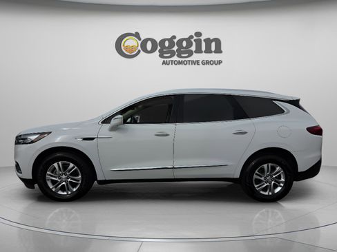 Used 2019 Buick Enclave Essence image 3