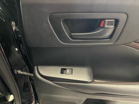Used 2015 Toyota Highlander Plus AWD/4WD image 44