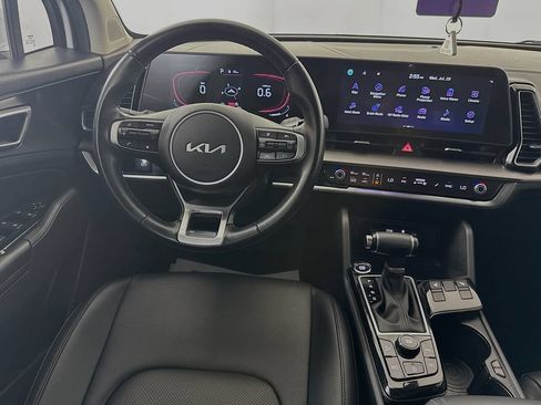 Used 2024 Kia Sportage EX FWD image 27