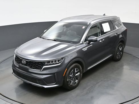 Used 2021 Kia Sorento S image 36