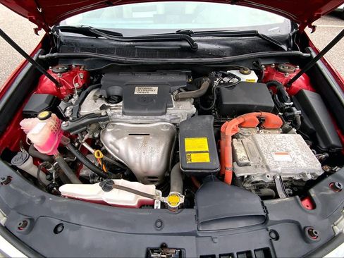 Used 2013 Toyota Camry XLE w/ Convenience Pkg FWD image 30