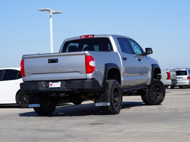 Used 2017 Toyota Tundra SR5 w/ SR5 Upgrade Package AWD/4WD image 6