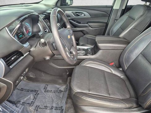 Used 2019 Chevrolet Traverse Premier w/ Redline Edition AWD/4WD image 11