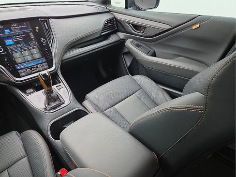 Used 2025 Subaru Outback Wilderness AWD/4WD image 12