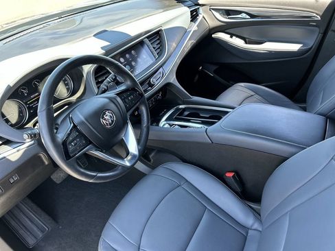 Used 2023 Buick Enclave Essence w/ Experience Buick Package AWD/4WD image 10