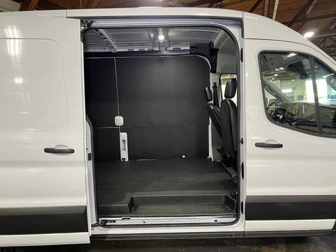 Used 2023 Ford Transit 250 Medium Roof AWD w/ Load Area Protection Package image 12