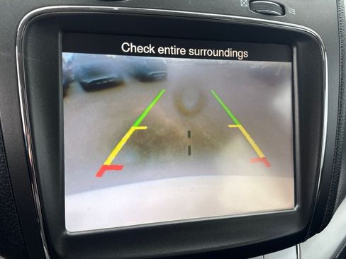 Used 2019 Dodge Journey SE FWD image 24