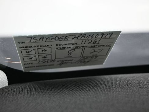 Used 2023 Tesla Model Y Long Range AWD/4WD image 7