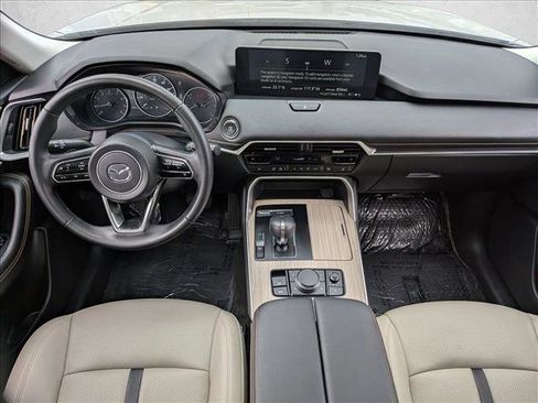 Used 2025 MAZDA CX-90 3.3 Turbo w/ Preferred Package AWD/4WD image 16