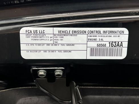 Used 2023 Jeep Wrangler Sport AWD/4WD image 22