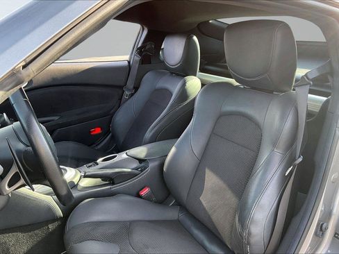 Used 2019 Nissan 370Z Touring Sport image 23