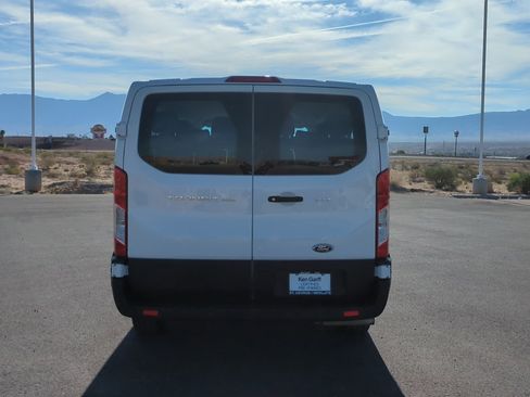 Used 2023 Ford Transit 350 XLT RWD image 4