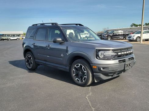 Used 2024 Ford Bronco Sport Outer Banks w/ Tech Package image 8