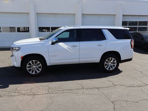 Certified 2024 Chevrolet Tahoe Premier w/ Premium Package image 7