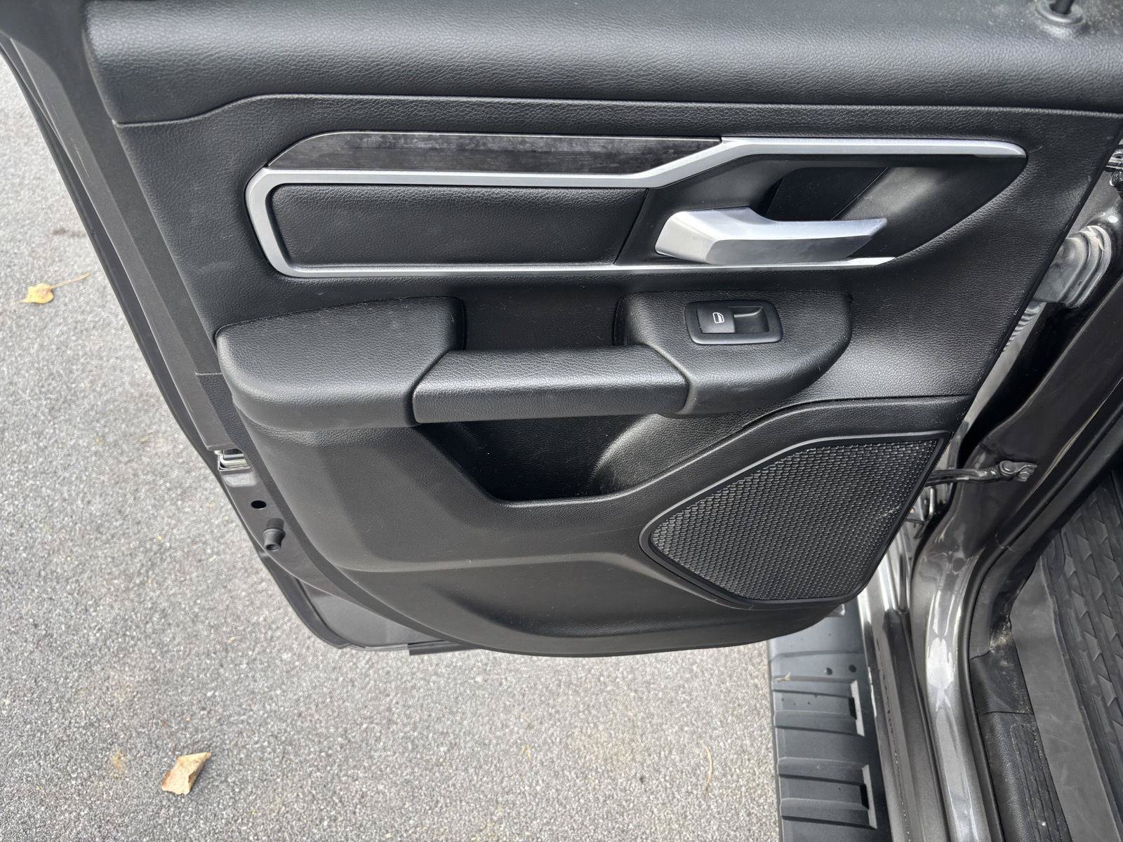 Used 2022 RAM 1500 Big Horn AWD/4WD image 29
