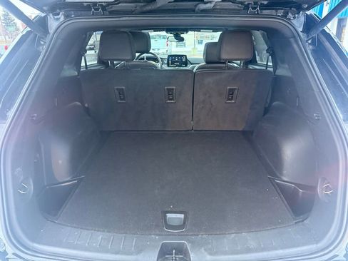 Used 2023 Chevrolet Blazer RS w/ Enhanced Convenience Package image 34