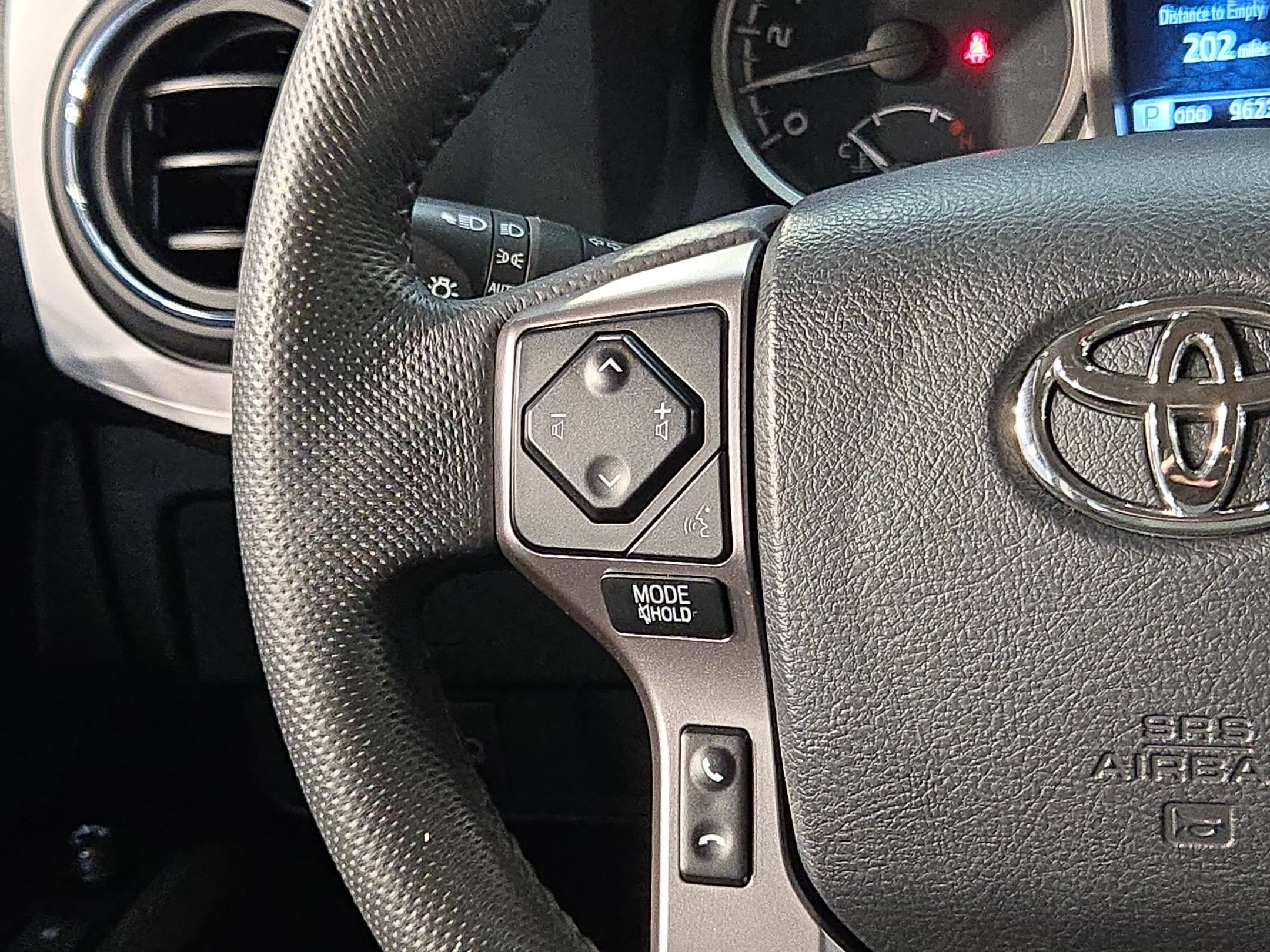 Used 2023 Toyota Tacoma SR5 RWD image 26
