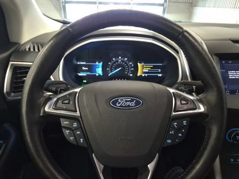 Used 2019 Ford Edge SEL w/ Convenience Package AWD/4WD image 13