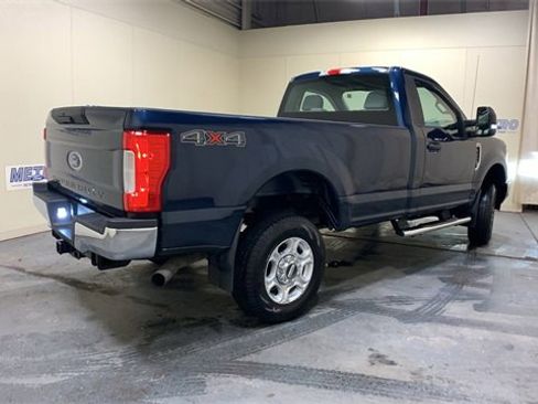 Used 2019 Ford F250 XL w/ STX Appearance Package image 3