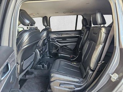 Used 2021 Jeep Grand Cherokee L Limited RWD image 15