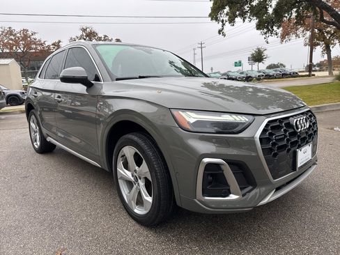 Used 2023 Audi Q5 2.0T Prestige image 3