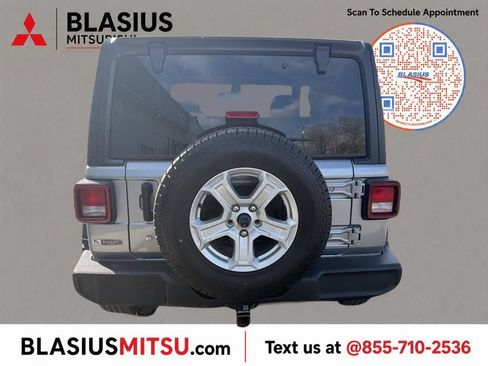 Used 2020 Jeep Wrangler Sport AWD/4WD image 34