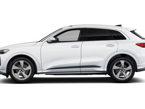 Used 2025 Audi Q5 Prestige AWD/4WD image 8
