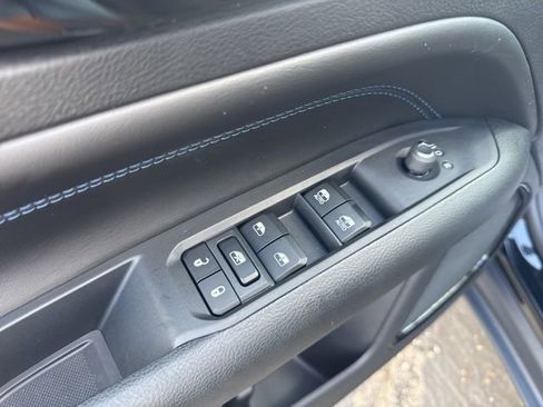 New 2026 Jeep Compass Latitude image 15