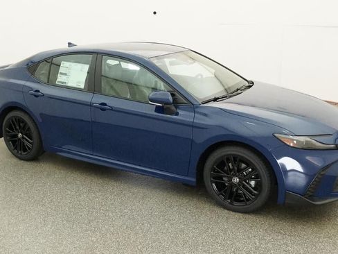New 2026 Toyota Camry SE FWD image 12