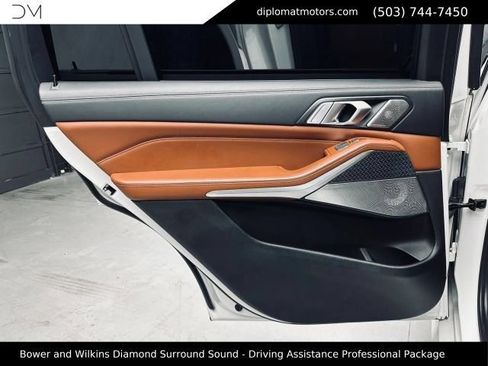 Used 2020 BMW X7 M50i AWD/4WD image 29