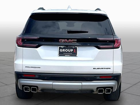 Used 2024 GMC Acadia Elevation w/ Super Cruise Package FWD image 4