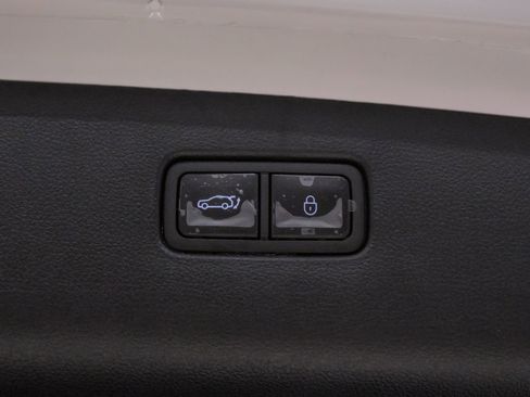 Certified 2026 Genesis GV70 2.5T Advanced AWD/4WD image 26