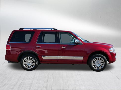 Used 2014 Lincoln Navigator 4WD image 8